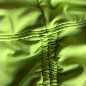 Athleta Scrunch shorts/active bottom XL Neon